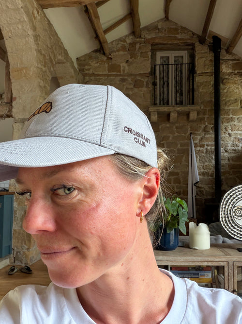 Croissant Cap
